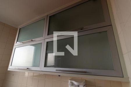 Apartamento à venda com 65m², 2 quartos e 1 vagaCozinha - Armários