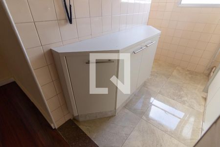 Apartamento à venda com 65m², 2 quartos e 1 vagaCozinha - Armários