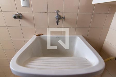 Apartamento à venda com 65m², 2 quartos e 1 vagaÁrea de Serviço