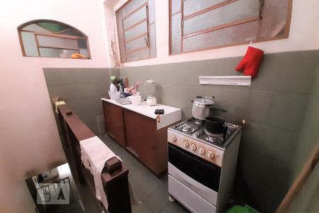 Casa à venda com 750m², 5 quartos e 8 vagas Casa à venda com 750m², 5 quartos e 8 vagasCozinha