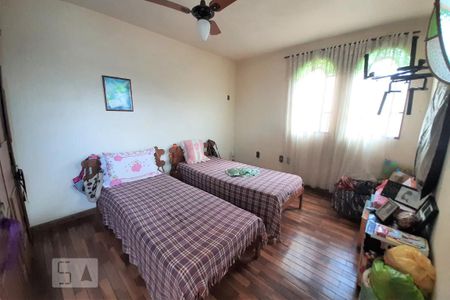 Casa à venda com 750m², 5 quartos e 8 vagas Casa à venda com 750m², 5 quartos e 8 vagasQuarto 4