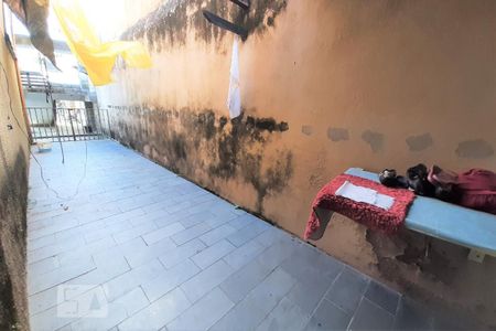 Casa à venda com 750m², 5 quartos e 8 vagas Casa à venda com 750m², 5 quartos e 8 vagasQuintal