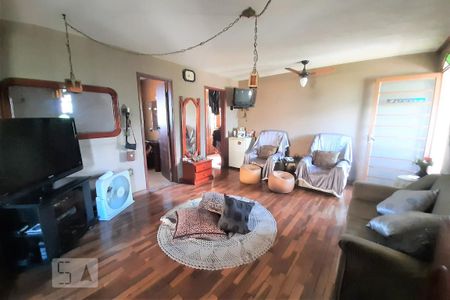 Casa à venda com 750m², 5 quartos e 8 vagas Casa à venda com 750m², 5 quartos e 8 vagasQuarto 3 - Suíte