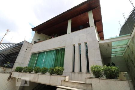 Casa à venda com 650m², 3 quartos e 5 vagasFachada