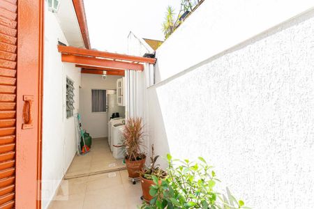 Casa à venda com 107m², 3 quartos e 1 vagaSuíte - Quintal