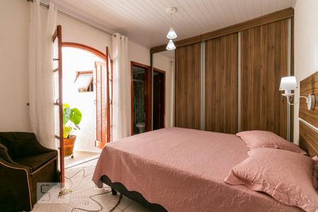 Casa à venda com 107m², 3 quartos e 1 vagaSuíte