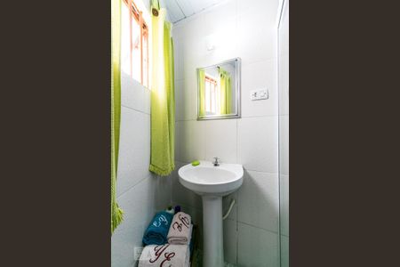 Casa à venda com 107m², 3 quartos e 1 vagaSuíte - Banheiro