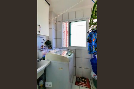 Apartamento para alugar com 65m², 2 quartos e 1 vagaÁrea de Serviço