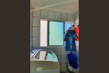 Apartamento para alugar com 65m², 2 quartos e 1 vagaÁrea de Serviço