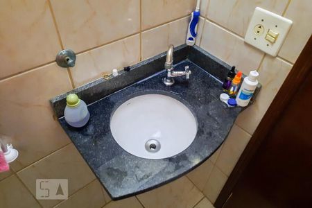 Apartamento para alugar com 65m², 2 quartos e 1 vagaBanheiro Social
