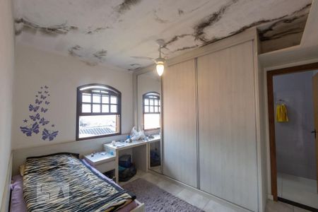 Casa à venda com 230m², 3 quartos e 2 vagasSuite 3