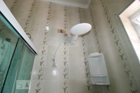 Casa à venda com 201m², 3 quartos e 4 vagasBanheiro 2 social