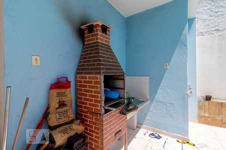 Casa à venda com 300m², 2 quartos e 4 vagas Casa à venda com 300m², 2 quartos e 4 vagasChurrasqueira