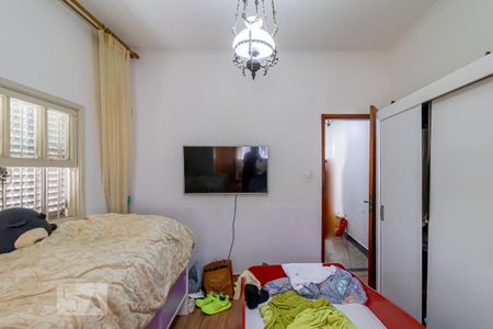 Casa à venda com 300m², 2 quartos e 4 vagas Casa à venda com 300m², 2 quartos e 4 vagasQuarto 2