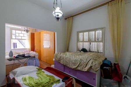 Casa à venda com 300m², 2 quartos e 4 vagas Casa à venda com 300m², 2 quartos e 4 vagasQuarto 2