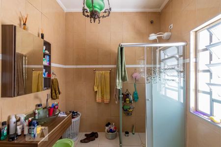 Casa à venda com 300m², 2 quartos e 4 vagas Casa à venda com 300m², 2 quartos e 4 vagasBanheiro