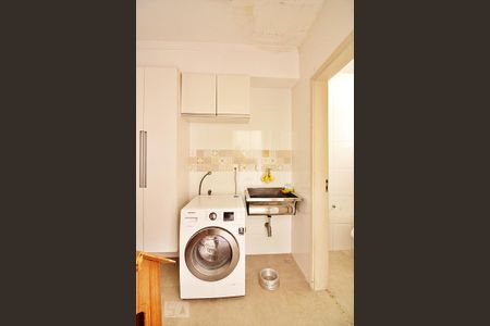 Casa à venda com 194m², 3 quartos e 4 vagasLavanderia