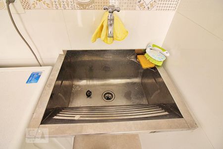 Casa à venda com 194m², 3 quartos e 4 vagasLavanderia