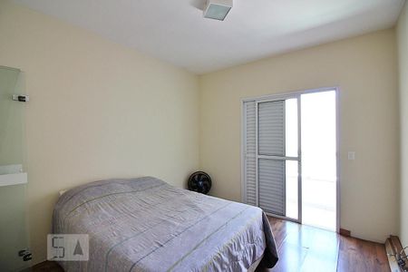 Casa à venda com 194m², 3 quartos e 4 vagasQuarto 2 - Suíte