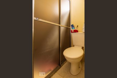 Apartamento à venda com 44m², 2 quartos e 1 vaga Apartamento à venda com 44m², 2 quartos e 1 vagaBanheiro