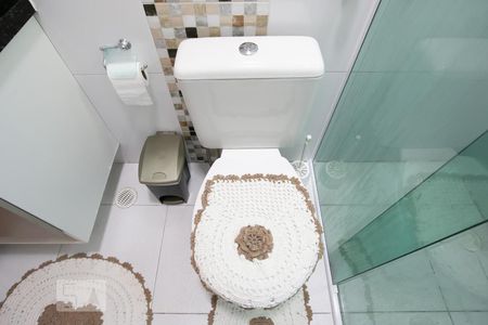 Casa de condomínio à venda com 56m², 2 quartos e 1 vaga Casa de condomínio à venda com 56m², 2 quartos e 1 vagaDetalhe banheiro