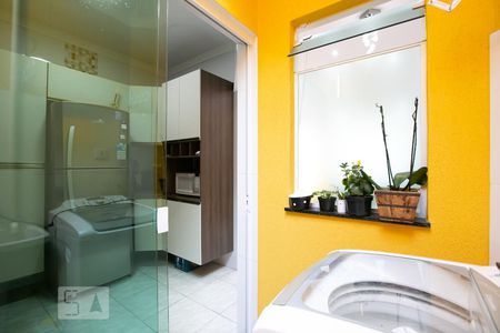 Casa de condomínio à venda com 56m², 2 quartos e 1 vaga Casa de condomínio à venda com 56m², 2 quartos e 1 vagaÁrea de Serviço