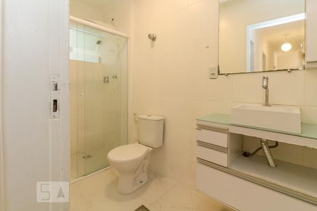 Apartamento à venda com 85m², 2 quartos e 1 vaga Apartamento à venda com 85m², 2 quartos e 1 vagaBanheiro
