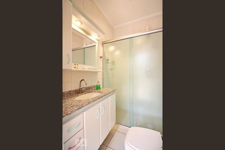 Casa para alugar com 191m², 3 quartos e 2 vagasBanheiro Social