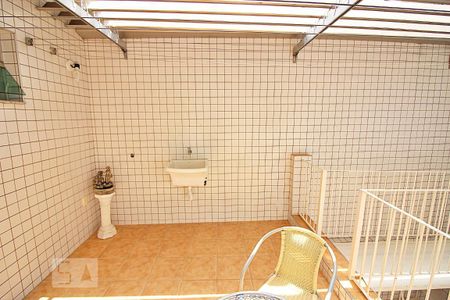 Casa para alugar com 191m², 3 quartos e 2 vagasLavanderia