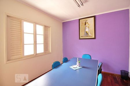 Casa para alugar com 191m², 3 quartos e 2 vagasQuarto 3