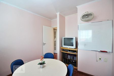 Casa para alugar com 191m², 3 quartos e 2 vagasQuarto 2