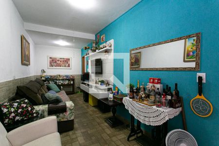 Casa à venda com 172m², 4 quartos e 3 vagas Casa à venda com 172m², 4 quartos e 3 vagasCasa 2 - Sala