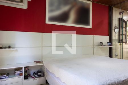 Casa à venda com 400m², 2 quartos e 2 vagasSuíte 1