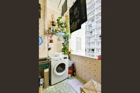 Apartamento à venda com 76m², 3 quartos e sem vaga Apartamento à venda com 76m², 3 quartos e sem vagaÁrea de Serviço