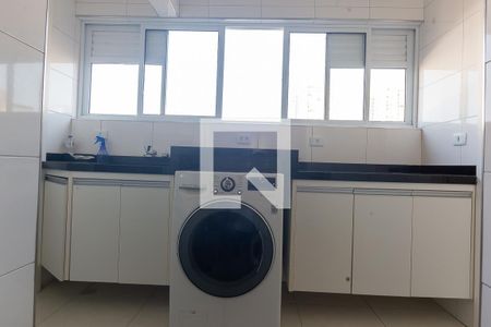 Apartamento à venda com 122m², 3 quartos e 1 vagaÁrea de Serviço