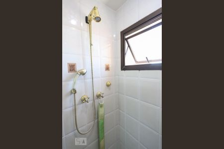 Apartamento à venda com 118m², 3 quartos e 3 vagas Apartamento à venda com 118m², 3 quartos e 3 vagasBanheiro Social