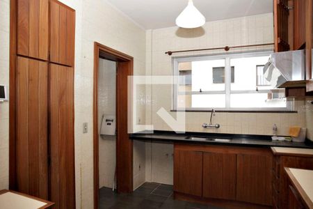 Apartamento à venda com 265m², 4 quartos e 2 vagas Apartamento à venda com 265m², 4 quartos e 2 vagasCozinha
