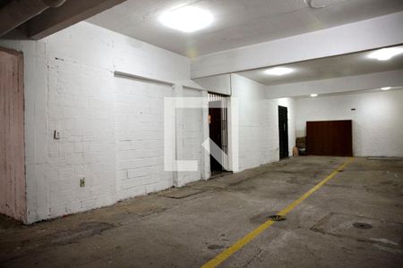 Apartamento à venda com 265m², 4 quartos e 2 vagas Apartamento à venda com 265m², 4 quartos e 2 vagasBox Estacionamento