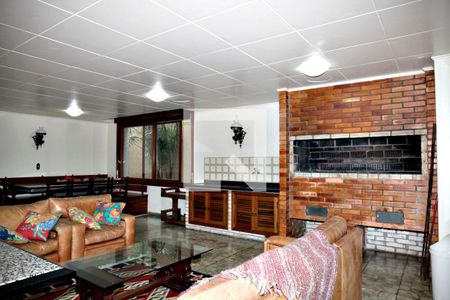 Apartamento à venda com 265m², 4 quartos e 2 vagas Apartamento à venda com 265m², 4 quartos e 2 vagasÁrea Comum Salão de Festas