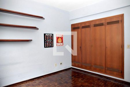 Apartamento à venda com 265m², 4 quartos e 2 vagas Apartamento à venda com 265m², 4 quartos e 2 vagasQuarto 2