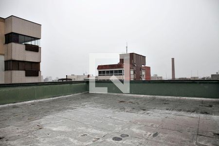 Apartamento à venda com 265m², 4 quartos e 2 vagas Apartamento à venda com 265m², 4 quartos e 2 vagasÁrea Comum Terraço