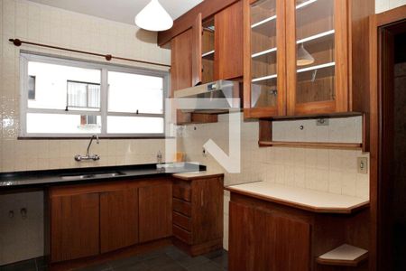 Apartamento à venda com 265m², 4 quartos e 2 vagas Apartamento à venda com 265m², 4 quartos e 2 vagasCozinha