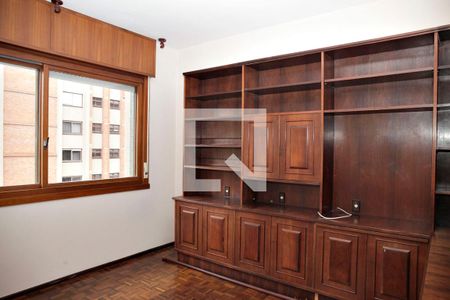 Apartamento à venda com 265m², 4 quartos e 2 vagas Apartamento à venda com 265m², 4 quartos e 2 vagasQuarto 4 Escritório