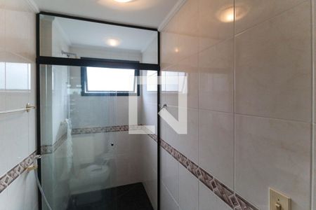 Apartamento à venda com 189m², 4 quartos e 4 vagasBanheiro do quarto 2