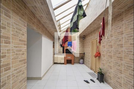 Casa à venda com 200m², 3 quartos e 3 vagasChurrasqueira 