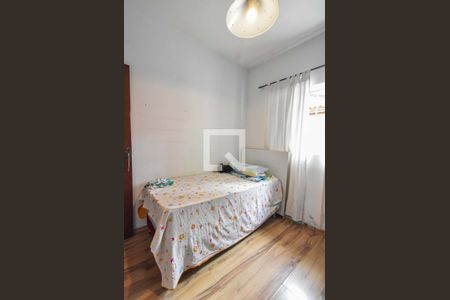 Casa à venda com 200m², 3 quartos e 3 vagasQuarto 02