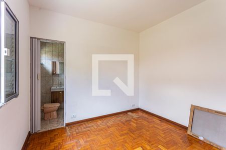 Casa à venda com 150m², 3 quartos e 3 vagas Casa à venda com 150m², 3 quartos e 3 vagasSuite