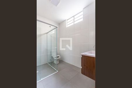 Casa à venda com 150m², 3 quartos e 3 vagas Casa à venda com 150m², 3 quartos e 3 vagasBanheiro