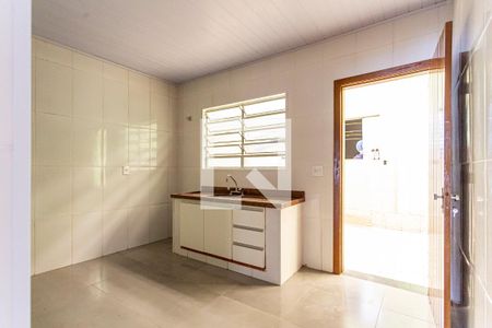 Casa à venda com 150m², 3 quartos e 3 vagas Casa à venda com 150m², 3 quartos e 3 vagasCozinha