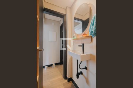 Lavabo de apartamento à venda com 2 quartos, 76m² em Pinheiros, São Paulo